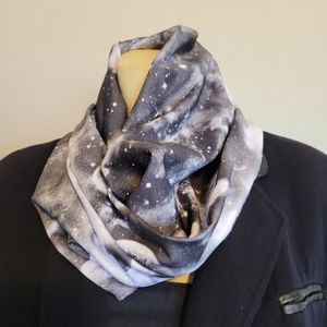 Moon small infinity scarf